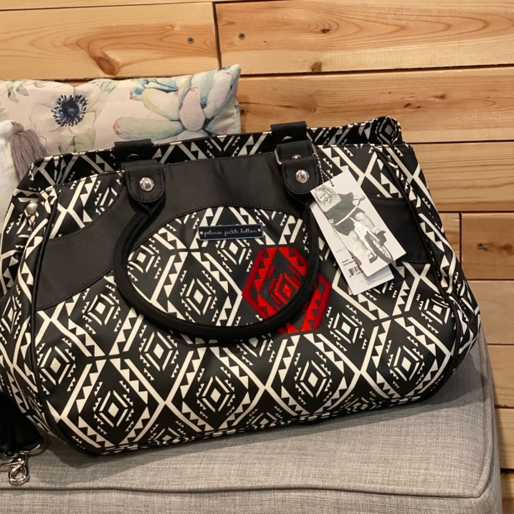 Petunia Pickle Bottom Wistful Weekender Diaper Bag